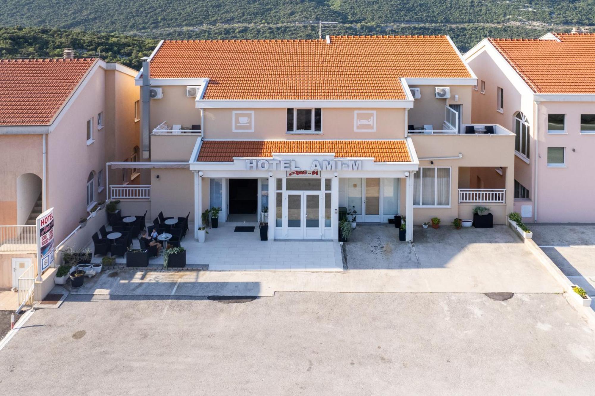 Hotel Ami - M Neum Exterior photo